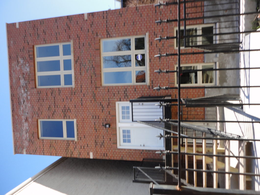 517 S Campbell