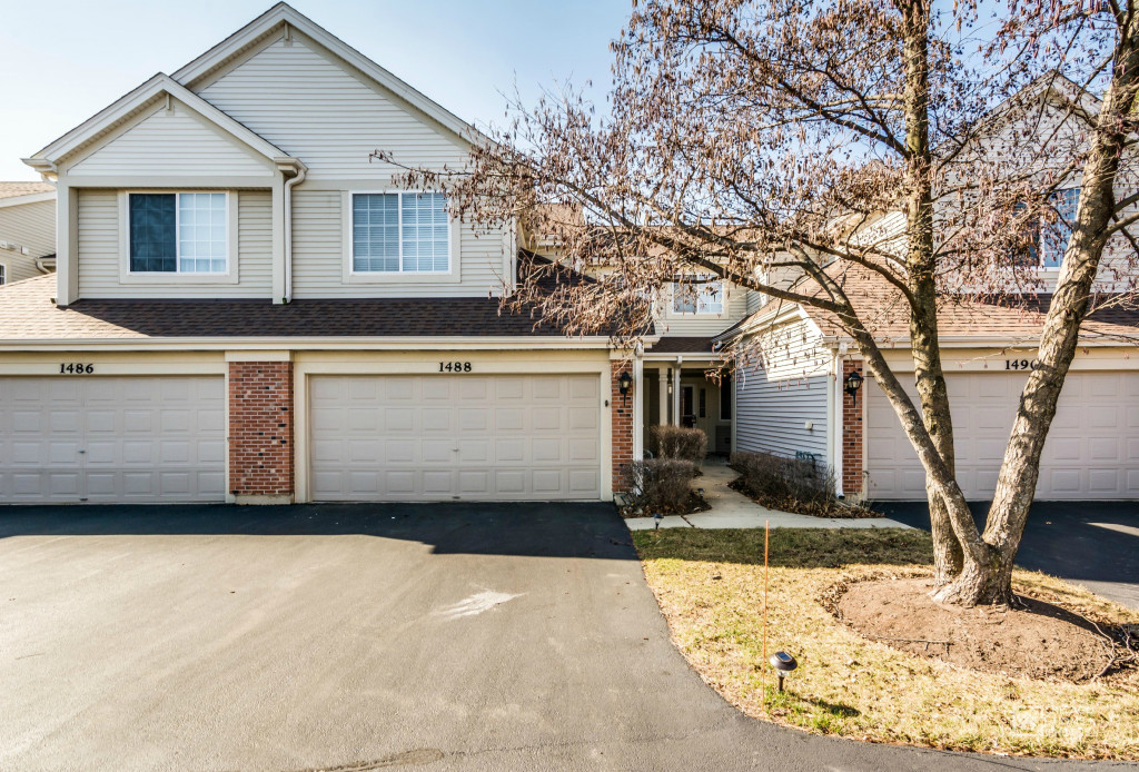 1488 N Waterbury