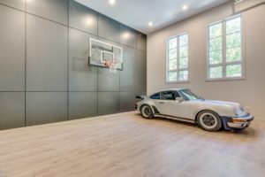 Attached Garage