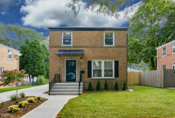 17 Howard Ave