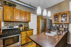 2R Kitchen