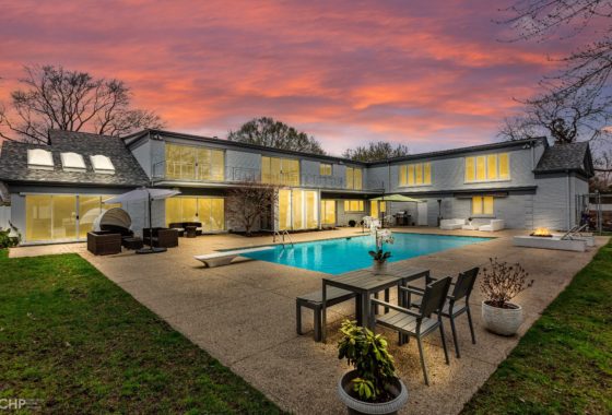 18 Winfield Dr