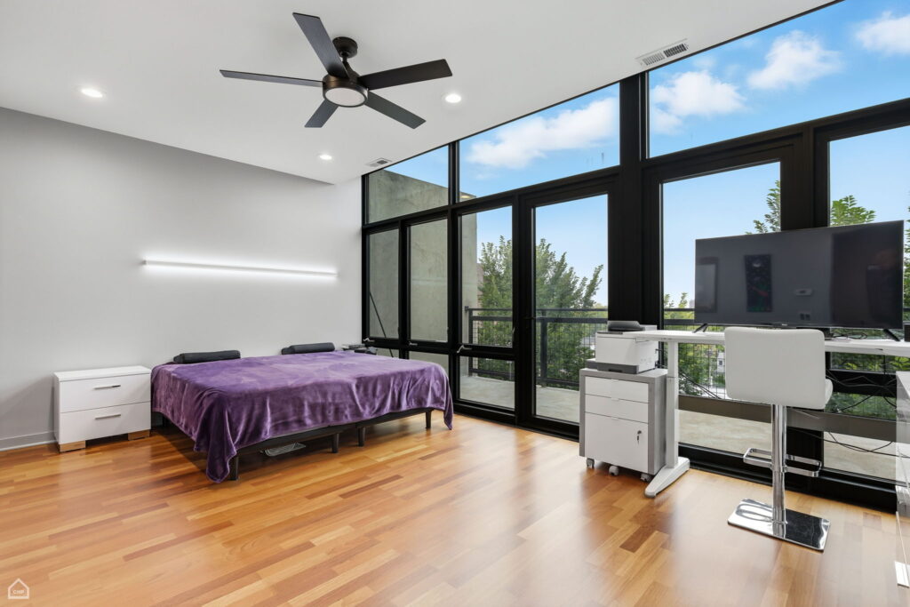 19-web-or-mls-3946 N Ravenswood Ave 603 – Steve Jurgens_CHP2025_026