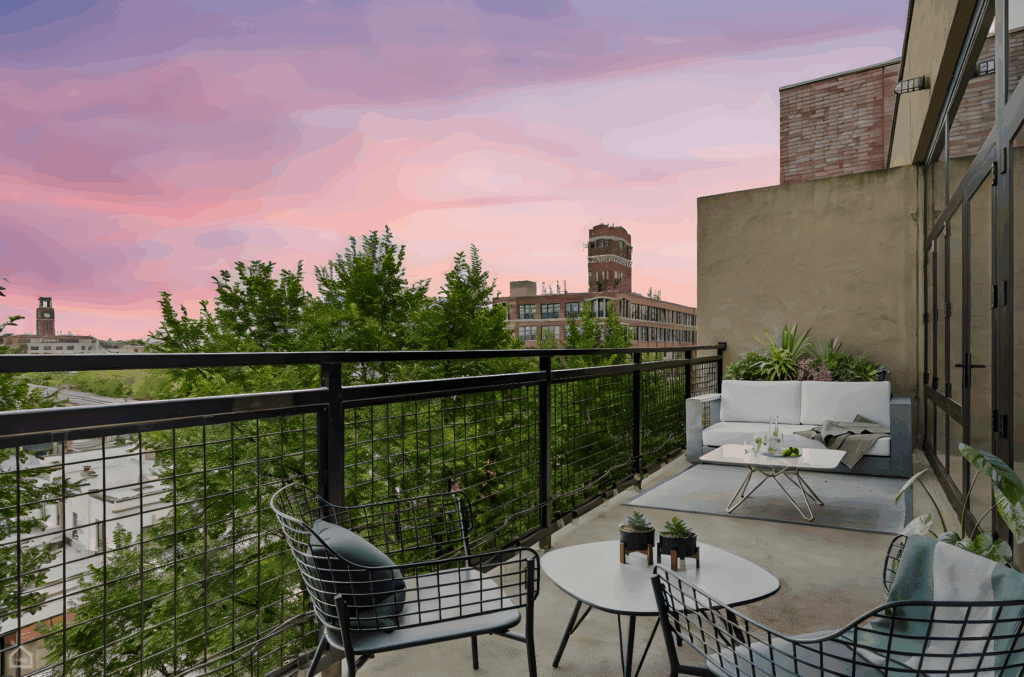 7-print-3946_N_Ravenswood_37-print-3946_N_Ravenswood_Ave_603_-_Steve_Jurgens_CHP2025_037_16-010-25_12_48 day to dusk