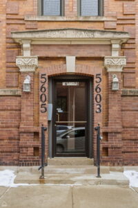 5603 N Glenwood 1