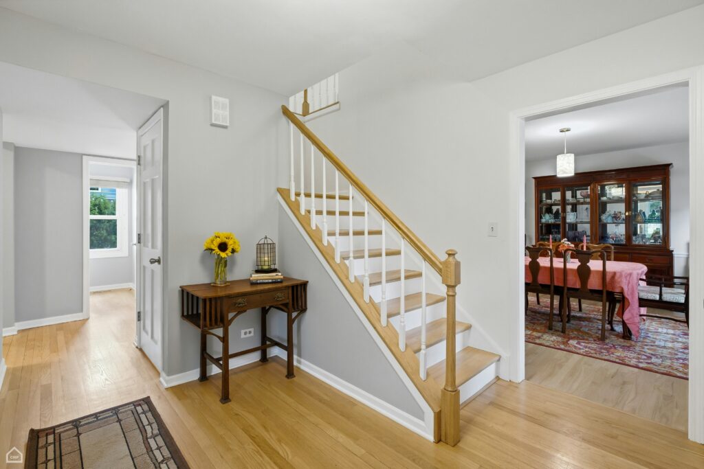 003-494086-3895 Anjou Ln – Pete Basile_012_14704952