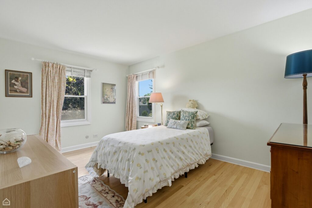 036-494086-3895 Anjou Ln – Pete Basile_031_14704983