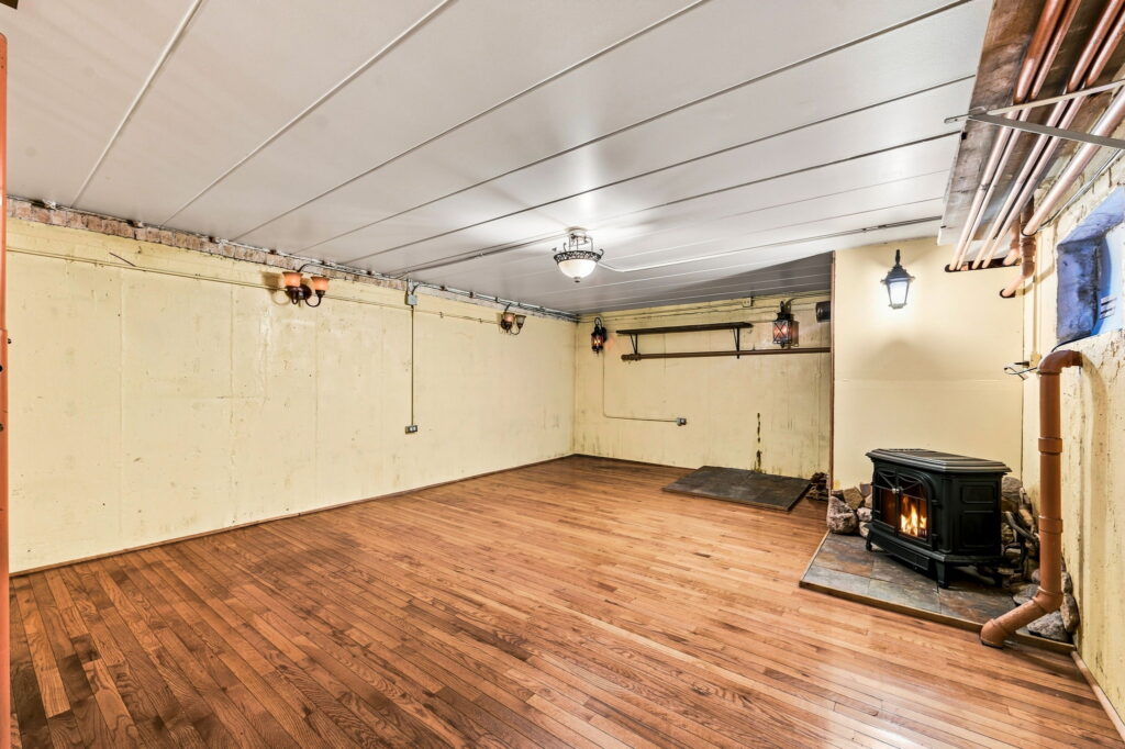 10 Rear Room of Lower Level