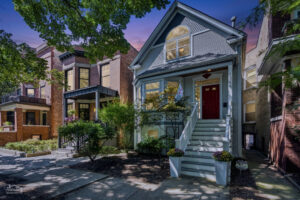 5306 N Paulina